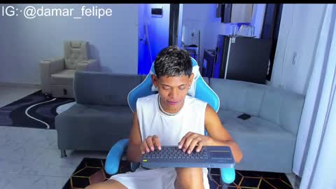 Snapshot of damar_felipe chatting on February 7, 2025, 4:59 am damar_felipe online show from February 7, 2025, 4:59 am