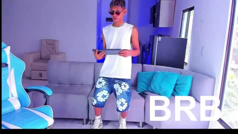 Snapshot of damar_felipe chatting on February 21, 2025, 5:35 am damar_felipe online show from February 21, 2025, 5:35 am