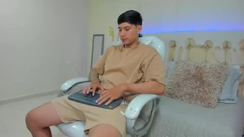 DAMIAN online show from January 3, 2025, 12:08 pm