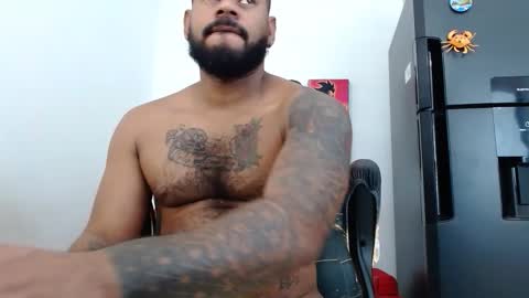 Snapshot of damian64436171 chatting on February 25, 2026, 5:33 pm damian64436171 online show from February 25, 2026, 5:33 pm