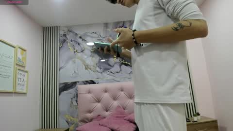 damian_saint online show from June 7, 2026, 7:17 pm