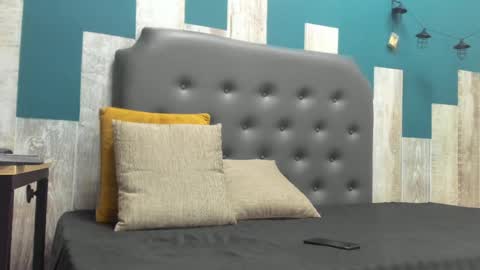 damian_shakur online show from November 17, 2025, 12:22 pm