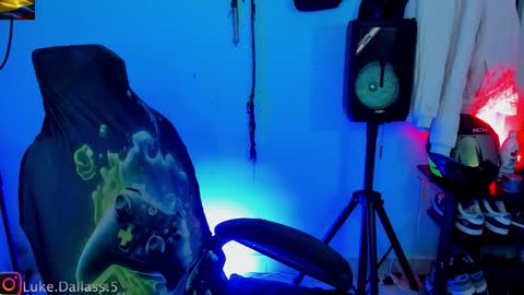 Snapshot of damian_tornerr chatting on February 6, 2026, 10:29 am Damian torner online show from February 6, 2026, 10:29 am