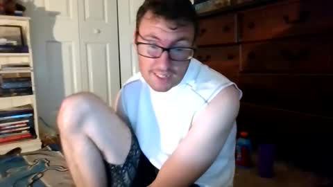 Damian online show from June 7, 2026, 11:41 pm