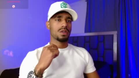 damiano_walker online show from April 12, 2026, 3:55 am