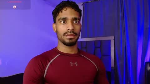 damiano_walker online show from April 16, 2026, 4:13 am