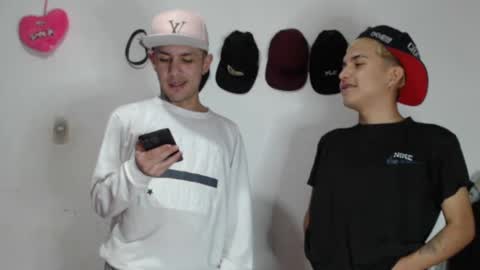 damiansexyboy69 online show from November 23, 2025, 3:28 am