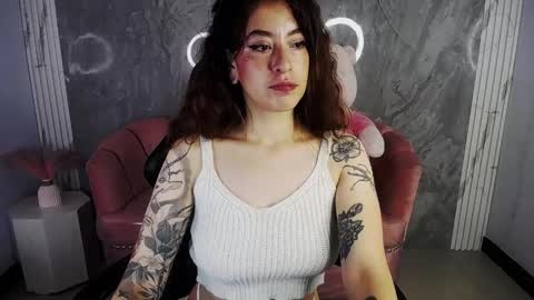 Damia online show from May 22, 2026, 3:28 pm
