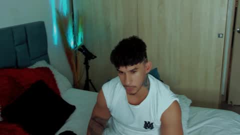 INSTAGRAM  DAMMIANMILLEROFICIAL online show from September 26, 2025, 3:32 am