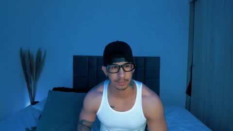 INSTAGRAM  DAMMIANMILLEROFICIAL online show from November 26, 2025, 10:22 pm