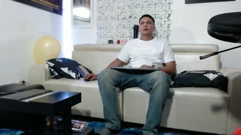 damyan_2003 online show from January 26, 2025, 5:02 am