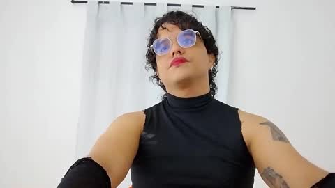 Snapshot of dan_blous chatting on February 3, 2026, 12:53 am Diane Blosson online show from February 3, 2026, 12:53 am