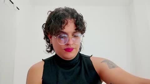 Snapshot of dan_blous chatting on February 19, 2026, 1:45 am Diane Blosson online show from February 19, 2026, 1:45 am