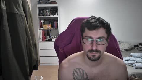 Snapshot of dan_the_man405 chatting on February 3, 2025, 6:49 pm King Dan online show from February 3, 2025, 6:49 pm
