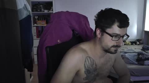 Snapshot of dan_the_man405 chatting on February 7, 2025, 2:37 pm King Dan online show from February 7, 2025, 2:37 pm