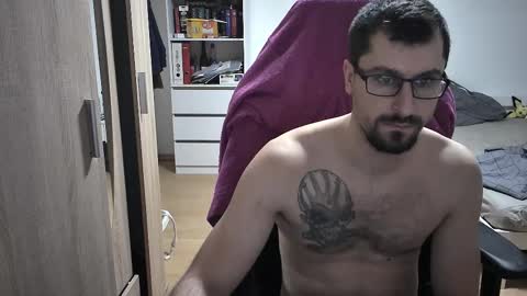 Snapshot of dan_the_man405 chatting on February 27, 2025, 7:26 pm King Dan online show from February 27, 2025, 7:26 pm
