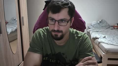 Snapshot of dan_the_man405 chatting on October 3, 2025, 7:44 pm King Dan online show from October 3, 2025, 7:44 pm