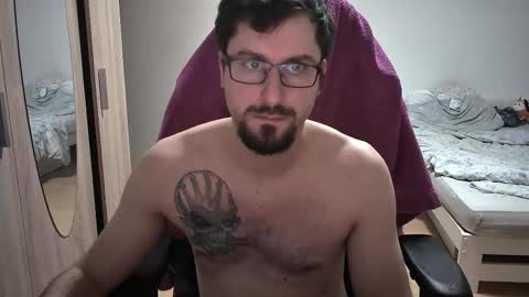 Snapshot of dan_the_man405 chatting on October 5, 2025, 6:39 pm King Dan online show from October 5, 2025, 6:39 pm