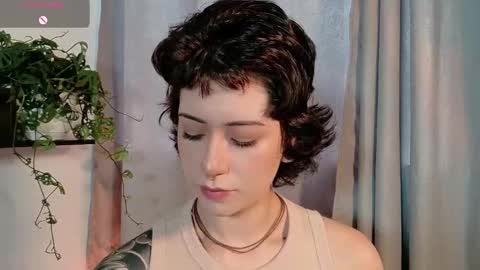 Bluemoon online show from November 19, 2025, 5:57 pm