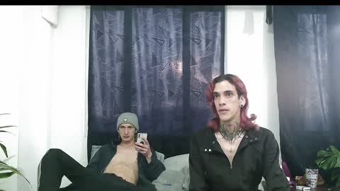 Snapshot of dan_yagami chatting on December 31, 2024, 10:12 pm Dan and Noah online show from December 31, 2024, 10:12 pm