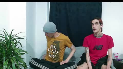 Snapshot of dan_yagami chatting on January 4, 2025, 1:31 am Dan and Noah online show from January 4, 2025, 1:31 am