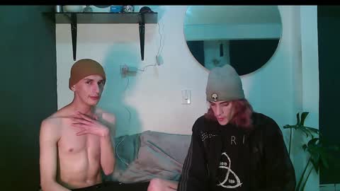 Snapshot of dan_yagami chatting on January 22, 2025, 4:02 am Dan and Noah online show from January 22, 2025, 4:02 am