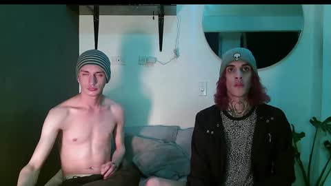 Snapshot of dan_yagami chatting on February 1, 2025, 5:39 am Dan and Noah online show from February 1, 2025, 5:39 am