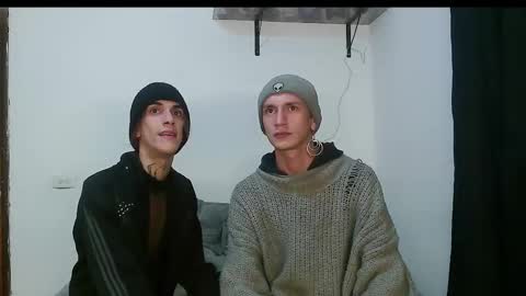 Snapshot of dan_yagami chatting on February 23, 2025, 2:40 am Dan and Noah online show from February 23, 2025, 2:40 am