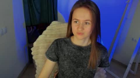 Dana online show from December 4, 2025, 9:01 pm