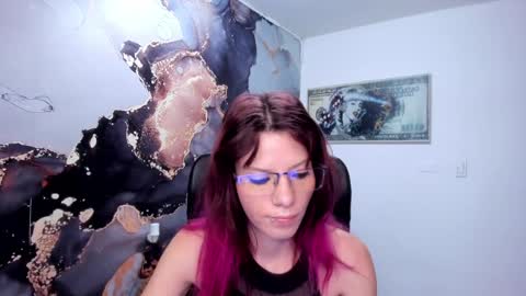 Danaa Rey online show from February 7, 2025, 11:23 am