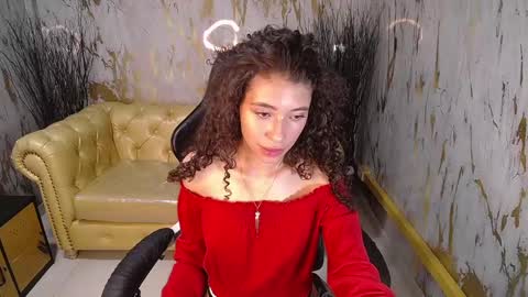 Danatella  online show from February 5, 2025, 5:53 pm