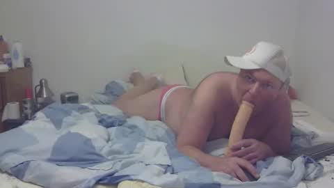 Andy online show from October 22, 2025, 3:23 pm