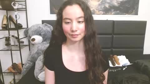 Lea lei-a online show from November 23, 2025, 2:55 am