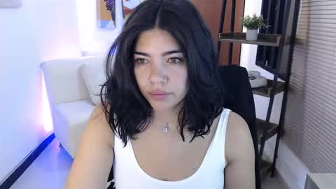 Veronica online show from December 15, 2025, 11:14 am