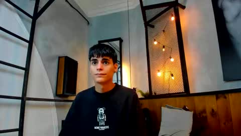 dani_mc online show from December 3, 2025, 11:41 am