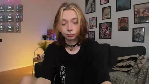 Daniel online show from December 2, 2025, 4:02 pm