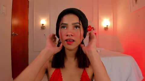 Snapshot of dani_skinny_ chatting on December 24, 2024, 11:38 am Hi I am Dani online show from December 24, 2024, 11:38 am