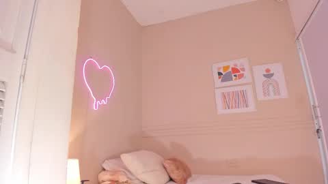 Snapshot of dani_skinny_ chatting on November 8, 2025, 11:43 am Hi I am Dani online show from November 8, 2025, 11:43 am