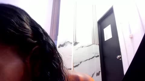 Dani online show from April 11, 2026, 7:07 pm