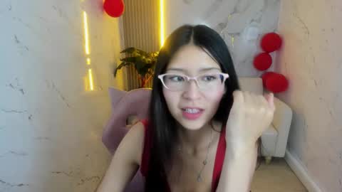 Snapshot of dani_tf chatting on February 19, 2026, 12:56 pm dani_tf online show from February 19, 2026, 12:56 pm