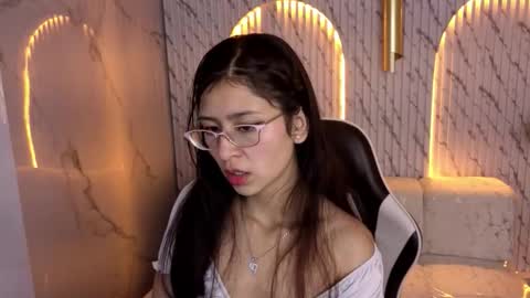 Snapshot of dani_tf chatting on March 2, 2026, 1:18 pm dani_tf online show from March 2, 2026, 1:18 pm