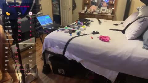 Dani Dragon online show from December 11, 2024, 11:00 pm