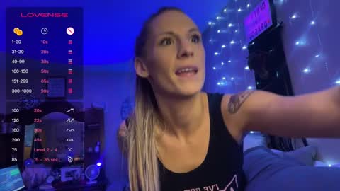 Dani Dragon online show from December 14, 2024, 11:50 am