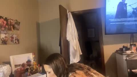 Dani Dragon online show from December 24, 2024, 8:22 am