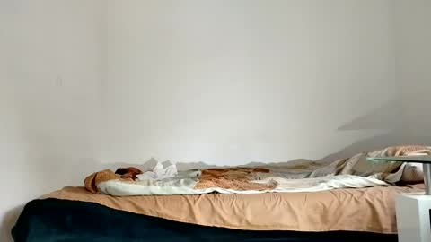 daniel817585 online show from April 3, 2026, 1:20 pm