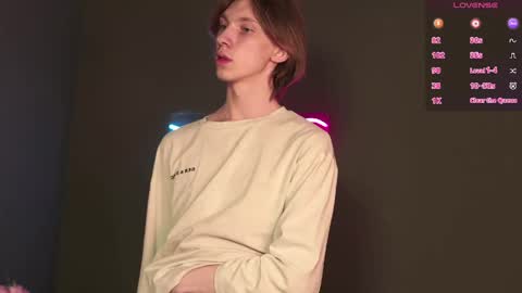 daniel__schmidt online show from June 7, 2026, 8:34 pm