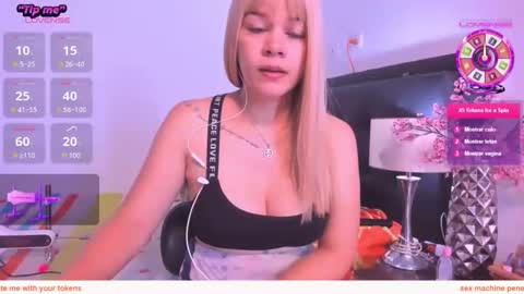 daniela online show from April 25, 2026, 12:41 pm