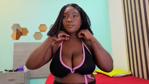 daniela_gil7 online show from April 20, 2026, 3:42 am