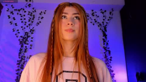 Snapshot of daniela_saenz1 chatting on January 27, 2025, 11:22 pm Dani Saenz online show from January 27, 2025, 11:22 pm