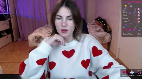 Daniela Cooper online show from December 3, 2025, 2:26 pm